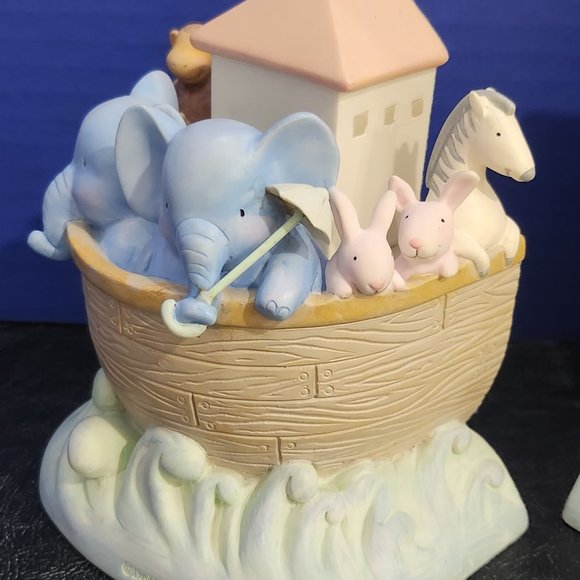 David Walker Noah's Ark Vintage Bookends by Michael And Company. Lion Sheep Ramp - Picture 5 of 9